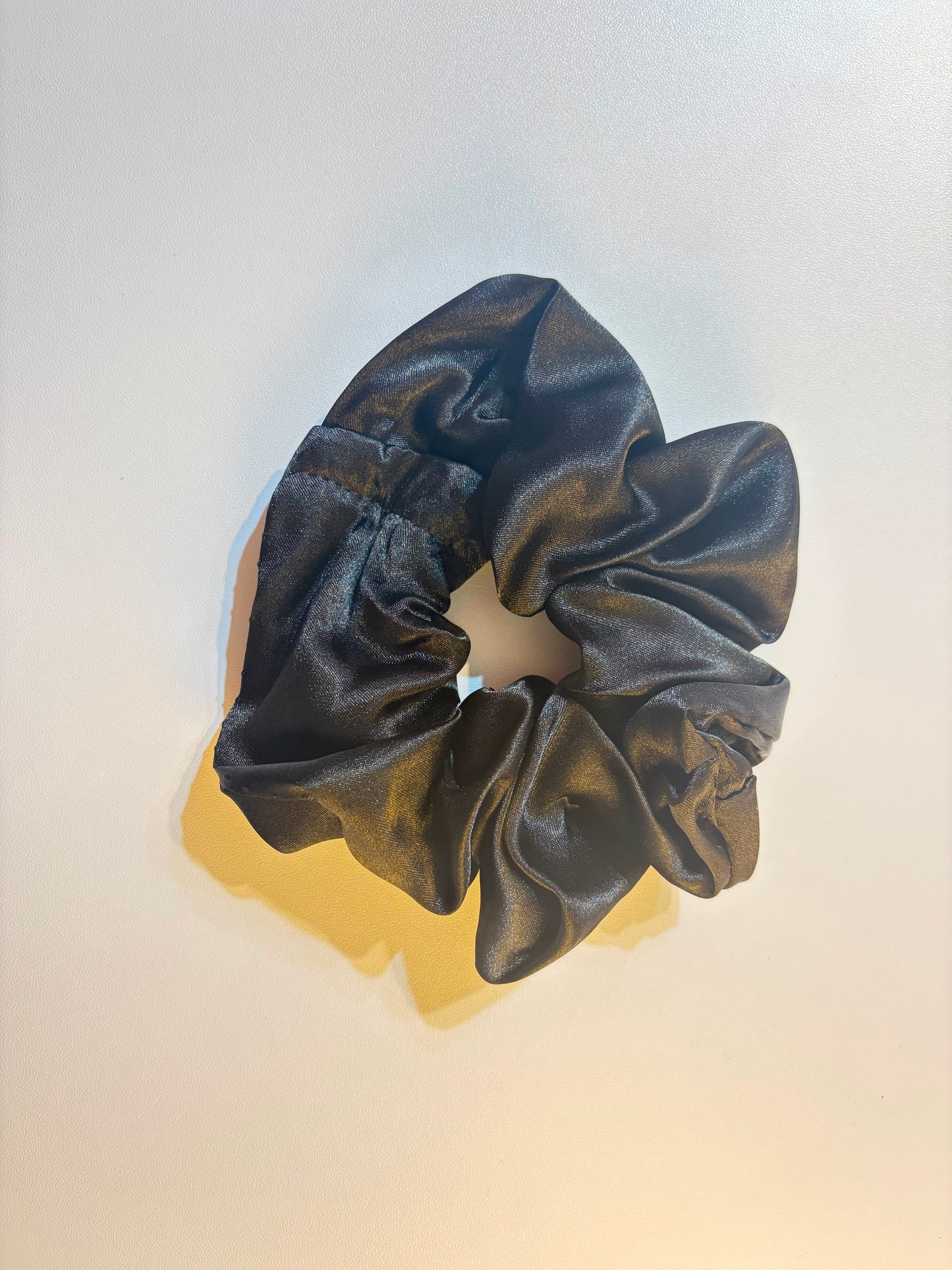 2 Scrunchies