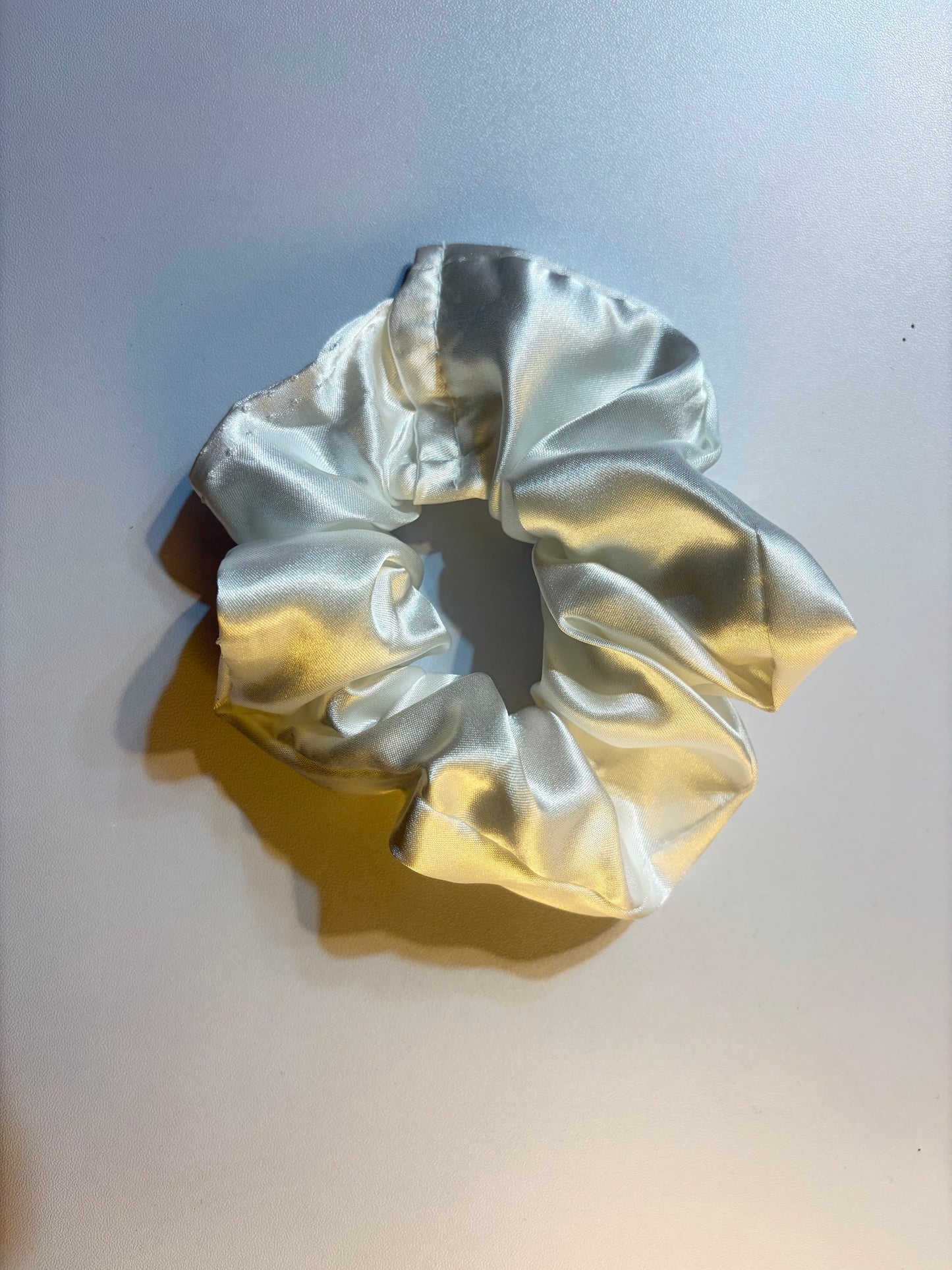 2 Scrunchies