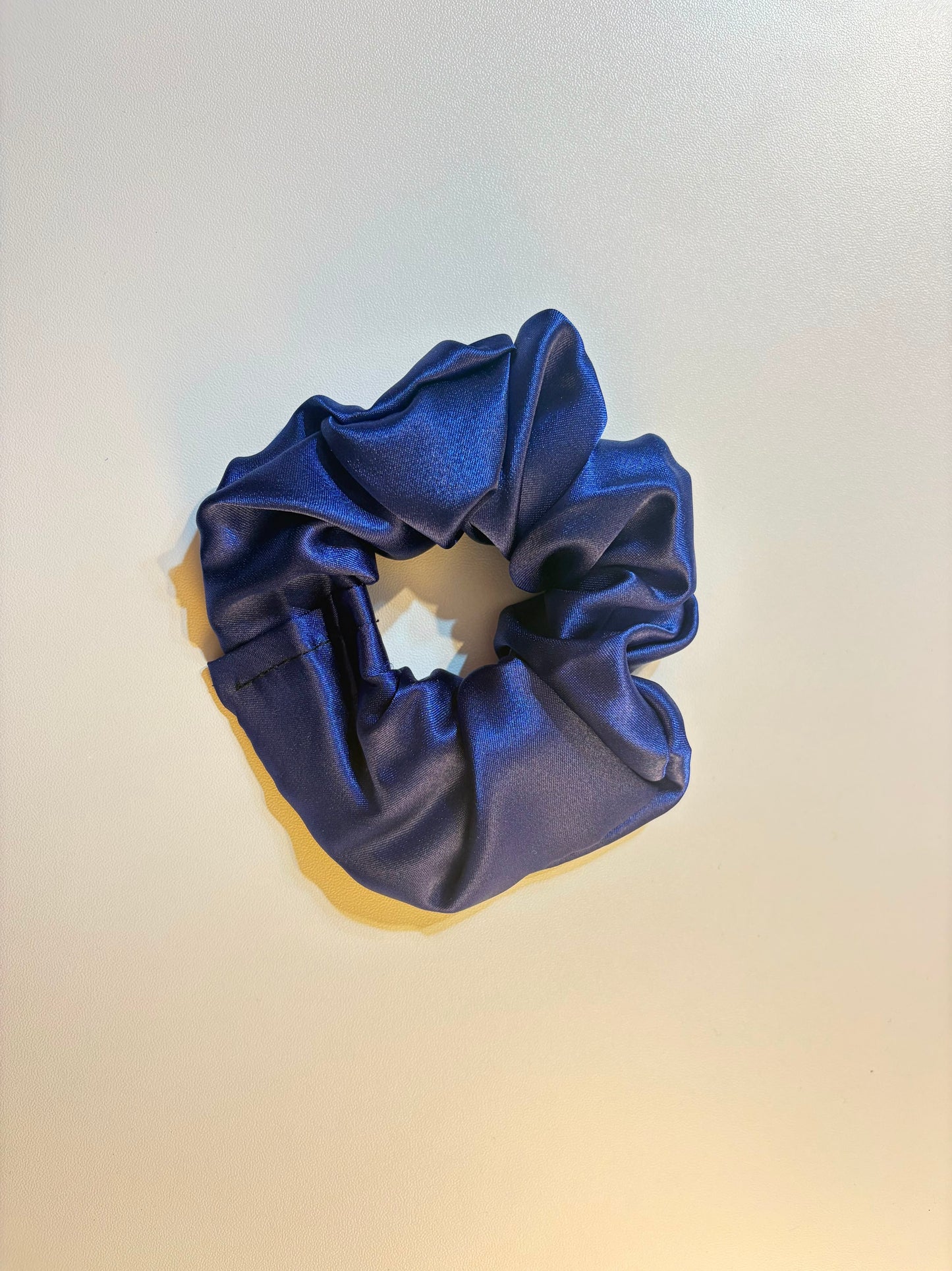 2 Scrunchies