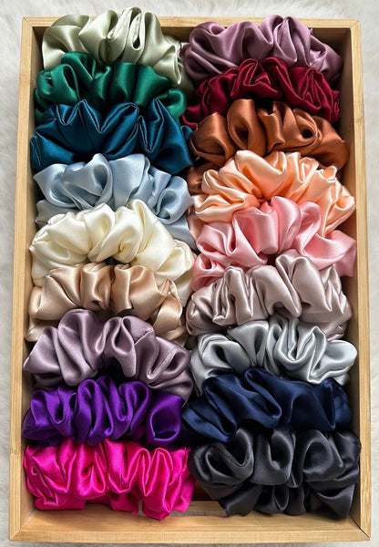 2 Scrunchies